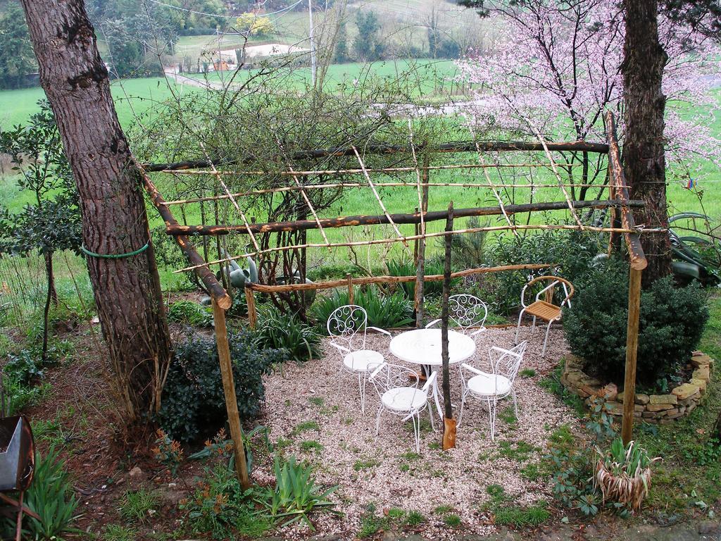 B&B Della Rosa Civitella D'Arna Phòng bức ảnh