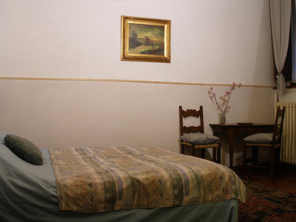 B&B Della Rosa Civitella D'Arna Phòng bức ảnh