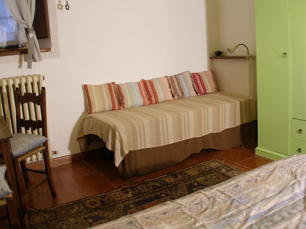 B&B Della Rosa Civitella D'Arna Phòng bức ảnh